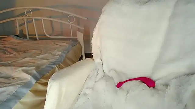 xxx719042 webcam stripchat model stream image