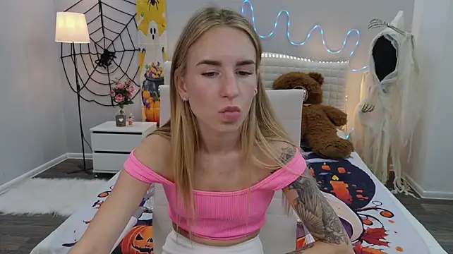 DeboraHorny