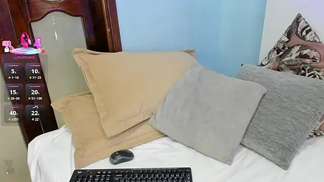 katy_ruiz live cam on StripChat