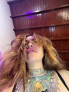 yandracelisofficial