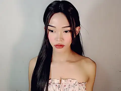 holyakiesha