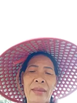 take-nude live cam preview