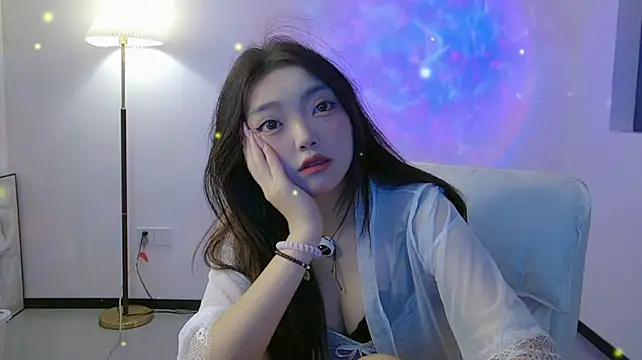 lili-6677