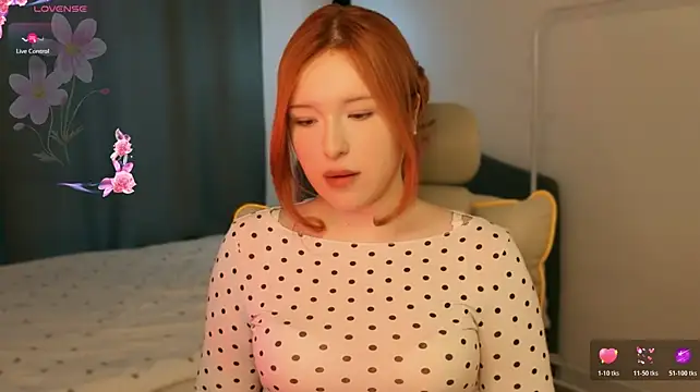 flaremoon live cam on StripChat