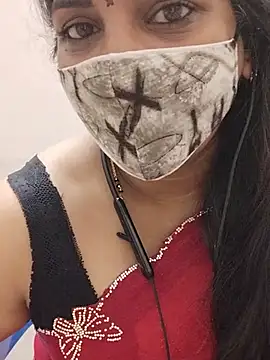 Tamil-HoneyQueen webcam
