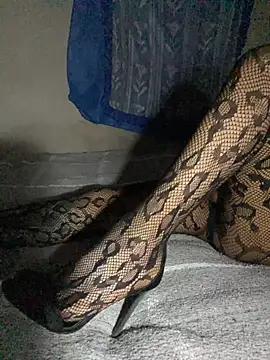 manuamador live cam on StripChat