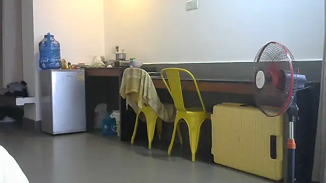 HotHunkHarry webcam