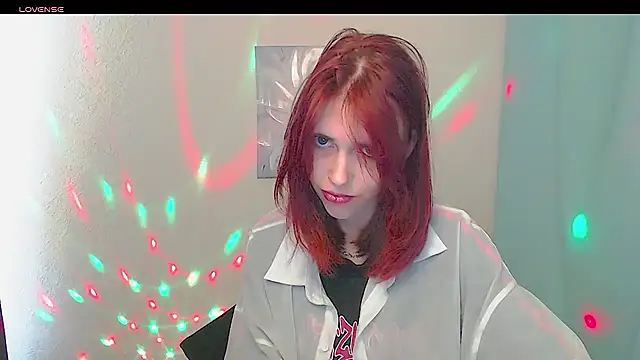 GuessMe___ live cam preview