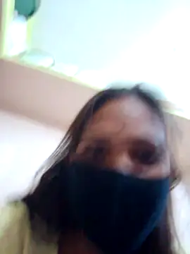 hotgirl-20 live cam on StripChat
