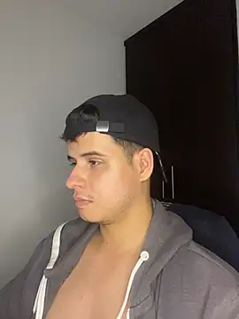 BjornSteel live cam on StripChat