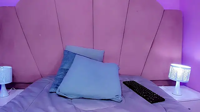 Michelle_San live cam preview