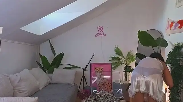 hannahflora live cam preview