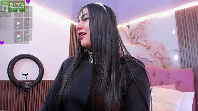 Kiara_tay