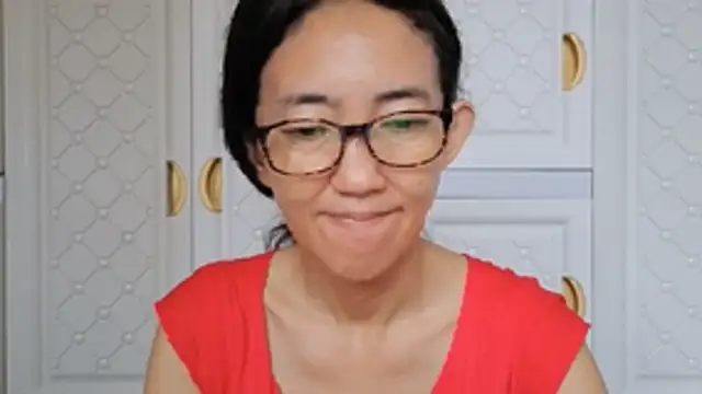 ClitGodess small tits cam girl