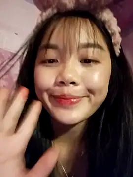 baa-bee22 (F teen) - Hij