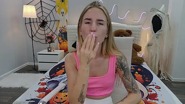 DeboraHorny