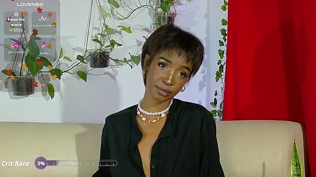 LulumiBloom live cam on StripChat