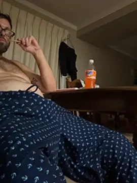 Thickerthenasnickerandkk