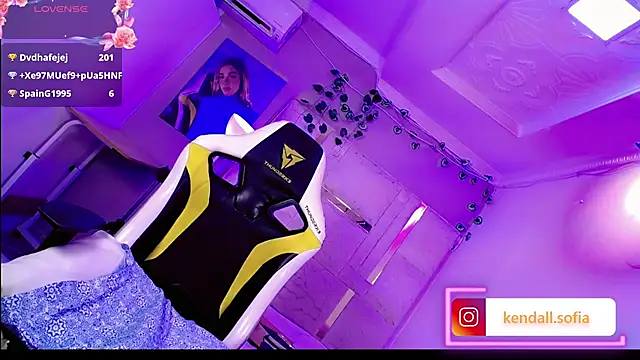 Sophiaa_doll_