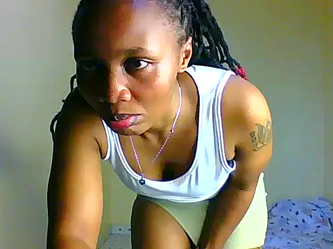 _Shantel1