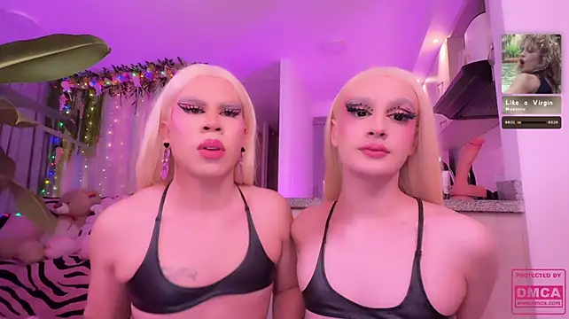 SpicySluts webcam
