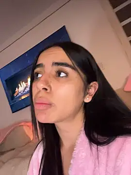 Emily-14 Momentaufnahme des Live-Raums auf Stripchat