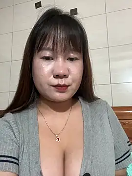 Liness01_ webcam stripchat model stream image