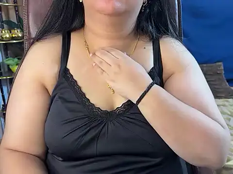 Curvy_Vincy4 webcam stripchat model stream image