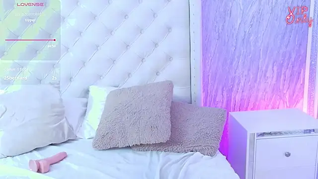 Rachel_Jamesx