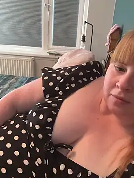 Curvy-GingeXX