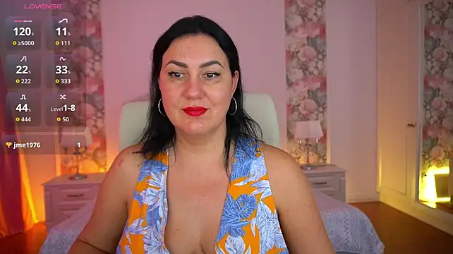 VelvetLuck live cam on StripChat