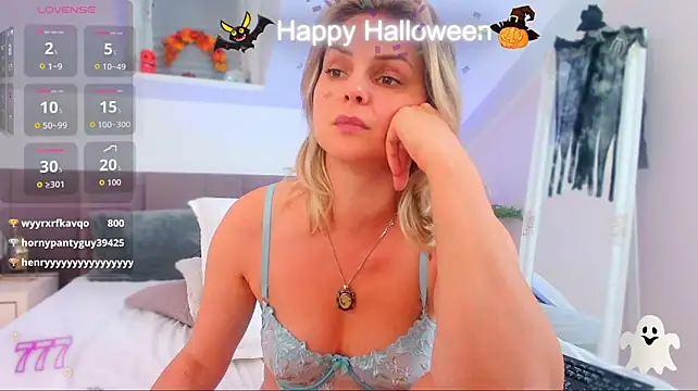 AshleyStorm_ live cam on StripChat