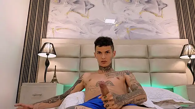Paulo_527 live cam on StripChat