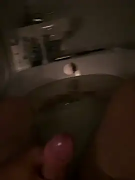 Benrahmerder live cam on StripChat