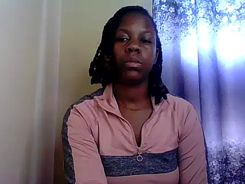 Solia1 live cam on StripChat