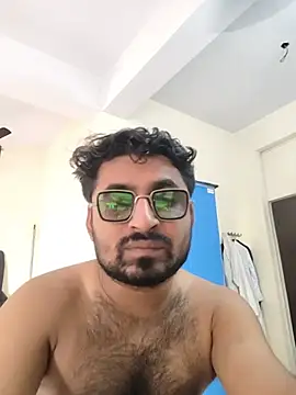 Lickingmaster_Bull420