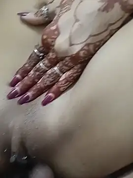 RaniX69fuck live cam on StripChat