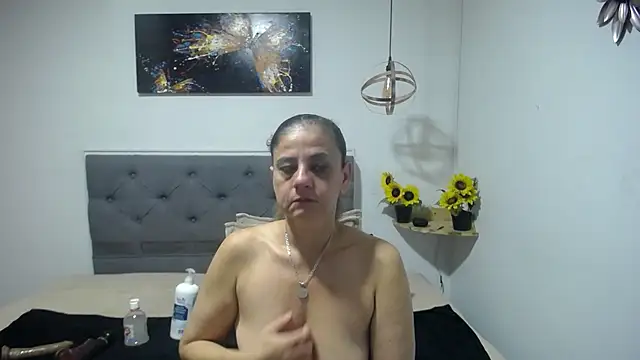 sasi_luna webcam