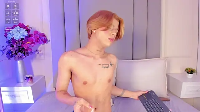 Elliot_Walker live sex cam