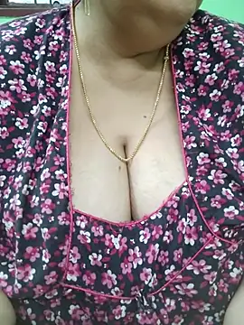 Tamil-mayasri live cam on StripChat
