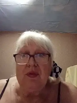 Alexia64231 live cam preview