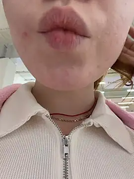 SlavicCandy live cam