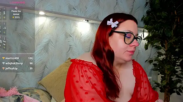 Valery_Grand webcam stripchat model stream image