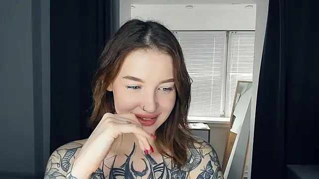 GitaDerbes webcam stripchat model stream image