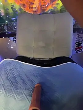 Bella-Lu- live sex cam