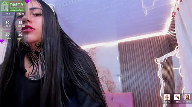 Kiara_tay live cam on StripChat