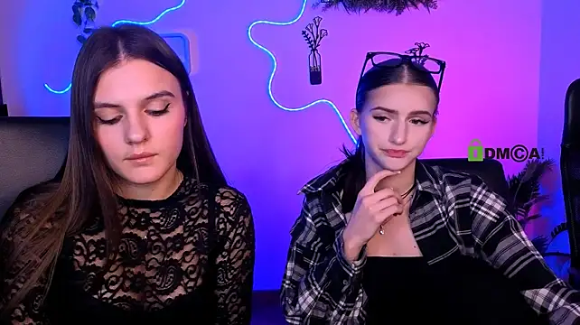 lisa_dark_