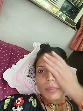 Sexy-Suhani2