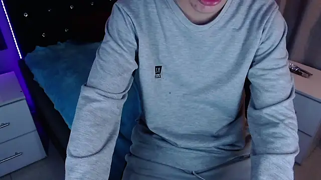 haku_nayro webcam