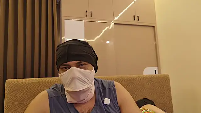 IshuKisshu live cam preview
